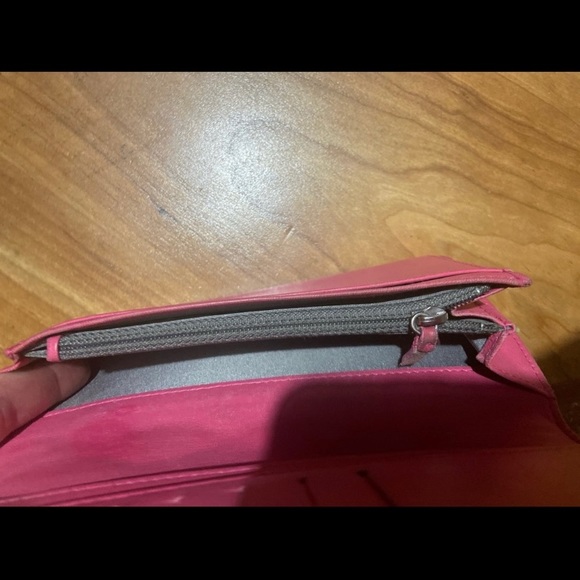 Sold! - Picture 4 of 11